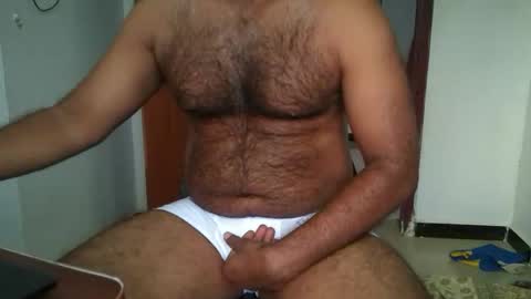 me_hai12 online show from 04/17/26, 11:57