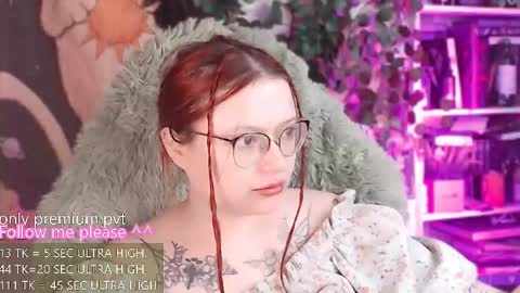 Snapshot of me_hanna chatting on 06/05/26, 04:52 Hanna online show from 06/05/26, 04:52