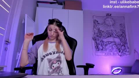 Anna online show from 11/16/25, 09:53