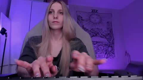 Anna online show from 04/02/26, 08:06