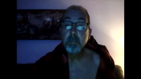 Snapshot of meathome3 chatting on 12/09/24, 12:30 me at home online show from 12/09/24, 12:30