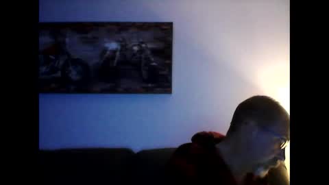 Snapshot of meathome3 chatting on 12/10/24, 12:27 me at home online show from 12/10/24, 12:27