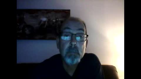 Snapshot of meathome3 chatting on 12/12/24, 09:37 me at home online show from 12/12/24, 09:37