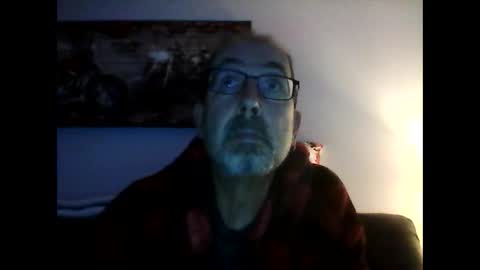 Snapshot of meathome3 chatting on 12/24/24, 01:06 me at home online show from 12/24/24, 01:06