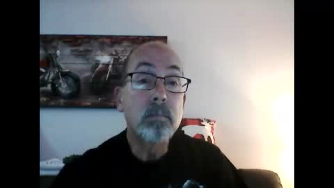 Snapshot of meathome3 chatting on 12/25/24, 08:50 me at home online show from 12/25/24, 08:50