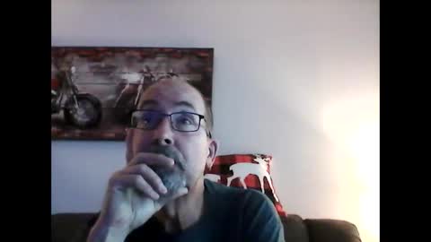Snapshot of meathome3 chatting on 12/30/24, 05:34 me at home online show from 12/30/24, 05:34