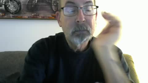 Snapshot of meathome3 chatting on 01/17/25, 01:56 me at home online show from 01/17/25, 01:56