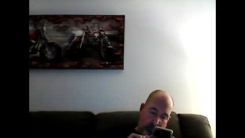 Snapshot of meathome3 chatting on 01/29/25, 04:15 me at home online show from 01/29/25, 04:15