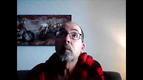 Snapshot of meathome3 chatting on 02/17/25, 03:31 me at home online show from 02/17/25, 03:31