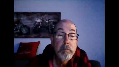 Snapshot of meathome3 chatting on 05/09/26, 10:53 me at home online show from 05/09/26, 10:53