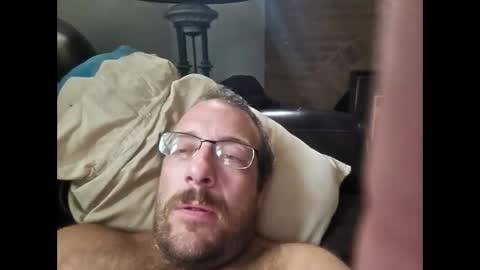 Snapshot of meatinyourgrill chatting on 09/19/25, 04:07 meatinyourgrill online show from 09/19/25, 04:07