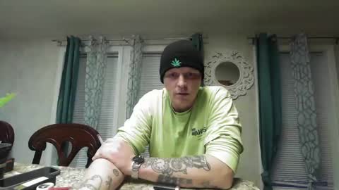 Snapshot of meatmallet2469 chatting on 01/02/25, 11:16 Meatmallet online show from 01/02/25, 11:16