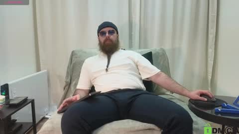 Snapshot of meaty_roll chatting on 01/14/25, 04:36 Meaty Roll online show from 01/14/25, 04:36