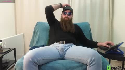 Snapshot of meaty_roll chatting on 02/07/25, 04:37 Meaty Roll online show from 02/07/25, 04:37