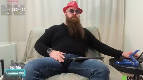 Snapshot of meaty_roll chatting on 03/06/25, 05:11 Meaty Roll online show from 03/06/25, 05:11