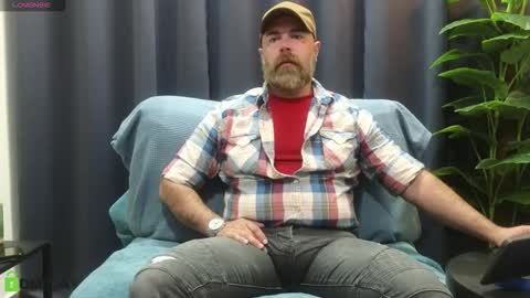 Snapshot of meaty_roll chatting on 09/11/25, 03:28 Meaty Roll online show from 09/11/25, 03:28