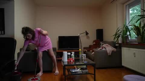 Milena online show from 02/13/26, 12:12