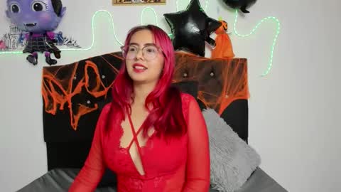 Snapshot of medusa__charity chatting on 10/15/25, 02:39 medusa__charity online show from 10/15/25, 02:39