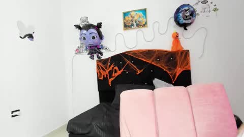 Snapshot of medusa__charity chatting on 11/04/25, 03:33 medusa__charity online show from 11/04/25, 03:33