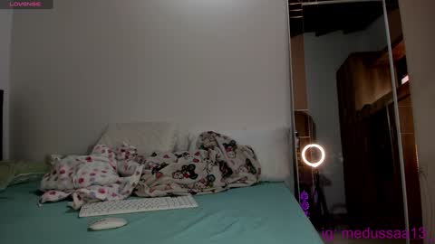 medussa13 online show from 12/23/24, 12:08