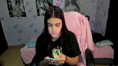 Katrina online show from 11/26/25, 10:22