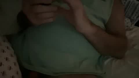 Snapshot of mee_only1 chatting on 12/14/25, 10:20 mee_only1 online show from 12/14/25, 10:20