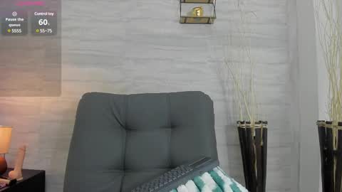 Snapshot of meegan_lopezz chatting on 02/04/25, 03:00 meegan_lopezz online show from 02/04/25, 03:00