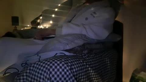 Snapshot of meetings_avalable chatting on 12/03/24, 03:30 Jack Jack online show from 12/03/24, 03:30