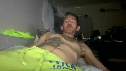 Snapshot of meetings_avalable chatting on 09/24/25, 01:42 Jack Jack online show from 09/24/25, 01:42