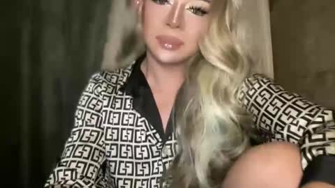 GODDESS OF ALL GODDESSES online show from 12/16/25, 03:22