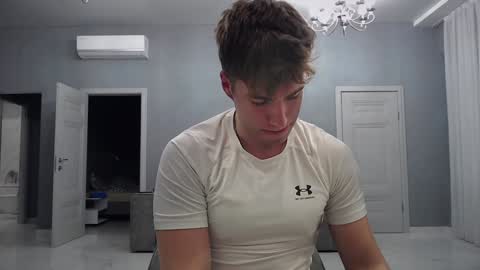 Snapshot of megamaxxxl chatting on 12/12/24, 05:10 Max online show from 12/12/24, 05:10