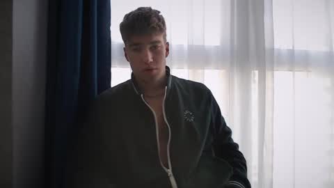 Snapshot of megamaxxxl chatting on 02/13/25, 07:13 Max online show from 02/13/25, 07:13