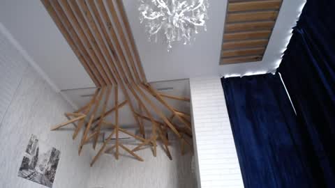 Max online show from 04/09/26, 01:49