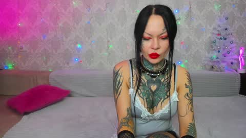 Helena Tuman online show from 12/29/24, 08:00
