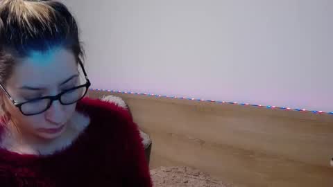 Megan Blazee  online show from 12/22/25, 07:33