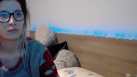 Megan Blazee  online show from 01/11/26, 06:24