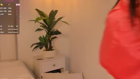 Snapshot of megan_brunette2 chatting on 05/15/26, 11:34 megan_brunette2 online show from 05/15/26, 11:34