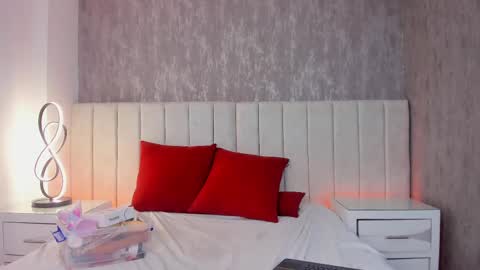 Carolina Paez online show from 02/27/25, 11:37