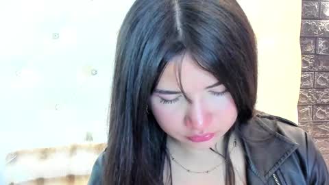 Snapshot of megan_devon chatting on 02/12/25, 11:29     online show from 02/12/25, 11:29