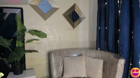 Snapshot of megan_devon chatting on 06/18/26, 11:58 online show from 06/18/26, 11:58