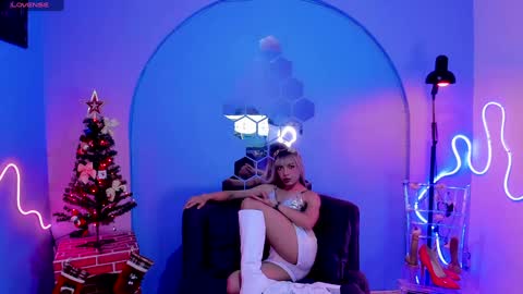 megan do santos online show from 12/29/24, 08:48