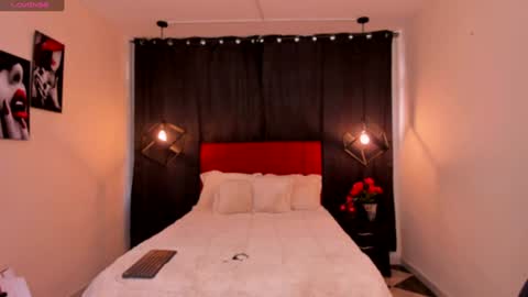 megan do santos online show from 01/15/25, 04:00