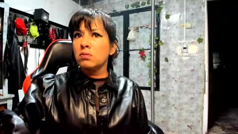 megan grace 20 online show from 02/18/25, 11:55