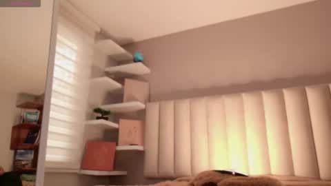     online show from 10/09/25, 12:14