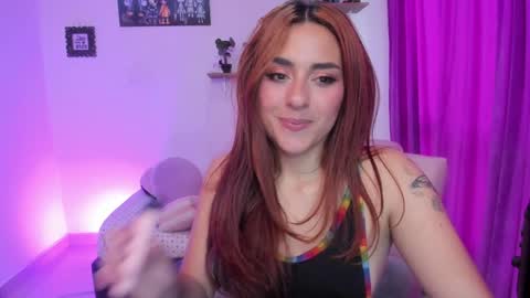 Snapshot of megan_ricci chatting on 02/03/25, 10:43                 Laura                 online show from 02/03/25, 10:43