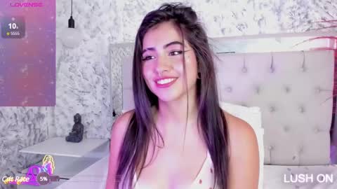 Snapshot of megan_rossee1 chatting on 02/01/25, 01:51 MEGAN online show from 02/01/25, 01:51