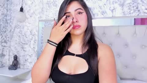 Snapshot of megan_rossee1 chatting on 10/30/25, 11:22 MEGAN online show from 10/30/25, 11:22