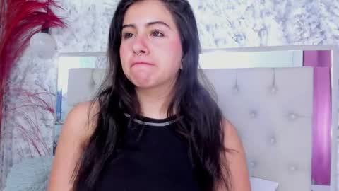 Snapshot of megan_rossee1 chatting on 12/02/25, 11:15 MEGAN online show from 12/02/25, 11:15