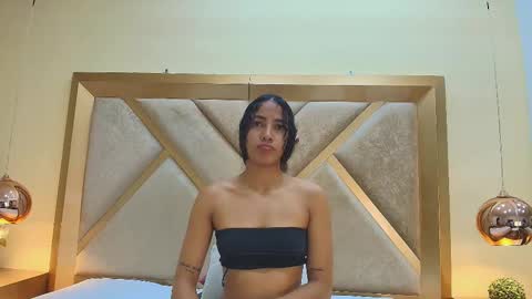 Snapshot of megan_siner chatting on 11/22/25, 01:10 Megan Siner online show from 11/22/25, 01:10