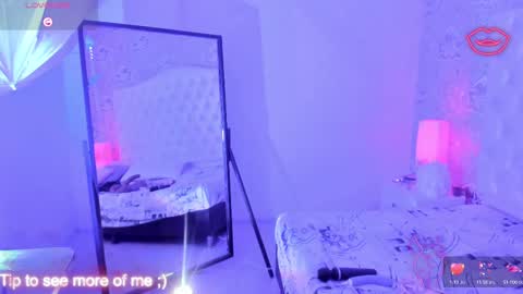 megan_tower online show from 09/26/25, 11:09